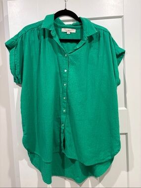 LOFT Summer Weight  Women's Green Short-Sleeve Button-Front Blouse